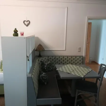 Appartement Froschkoenig Im Schlossgarten Gladenbach