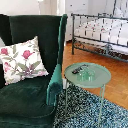 Froschkoenig Im Schlossgarten Appartement *