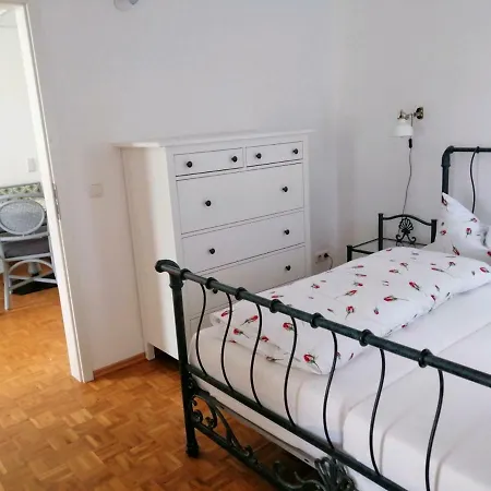 Appartement Froschkoenig Im Schlossgarten *